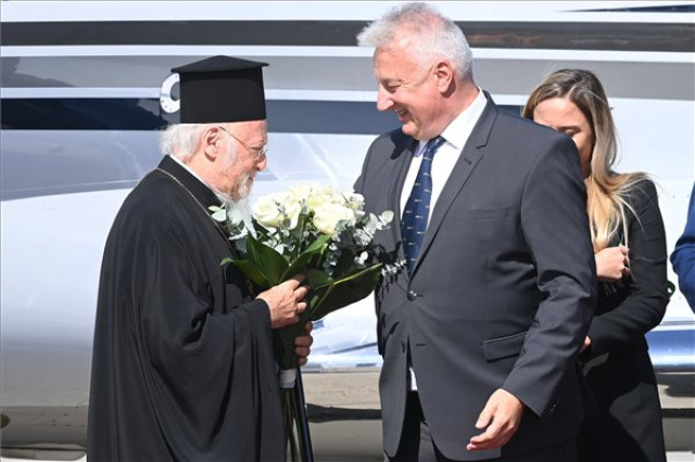 Magyarországra érkezett I. Bartholomaiosz pátriárka