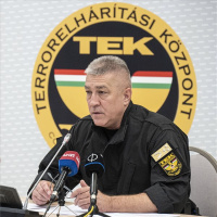 Esztergomi robbantás - Hajdu János sajtótájékoztatója