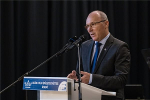 Új rendezvényközpontot adtak át Veszprémben