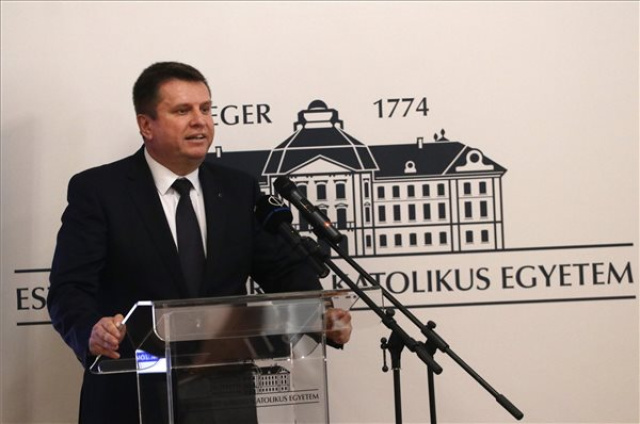 Lezárult az egri egyetem épületenergetikai korszerűsítése