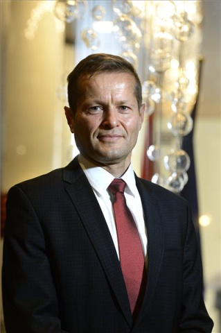 Krausz Ferenc, Pierre Agostini és Anne L'Huillier kapja idén a fizikai Nobel-díjat