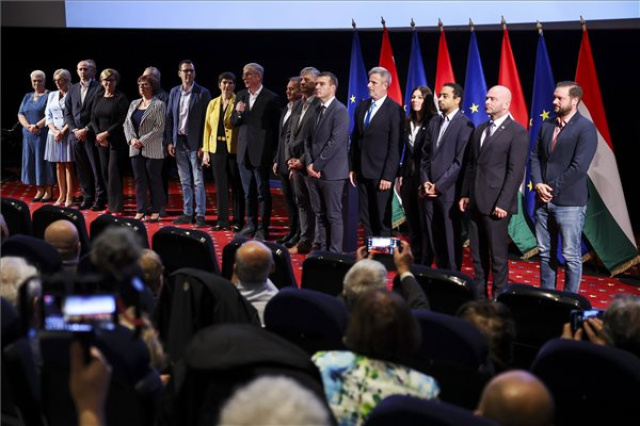 A Demokratikus Koalíció születésnapi rendezvénye Budapesten