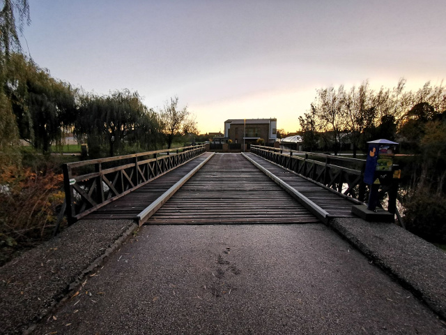 Holt-Maros autós fahíd