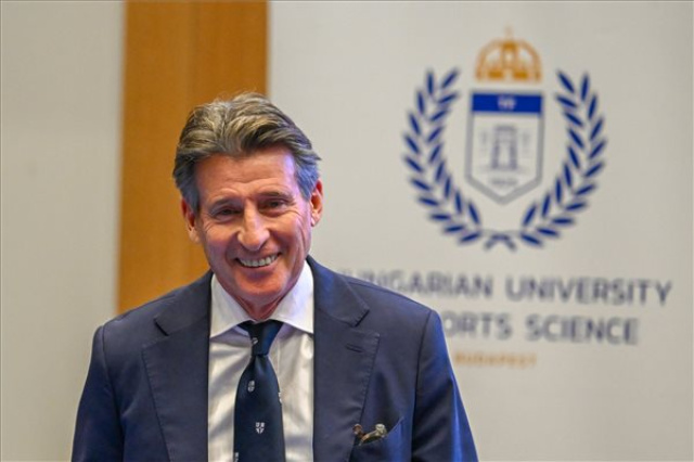 A TF díszdoktorává avatták a Nemzetközi Atlétikai Szövetség elnökét