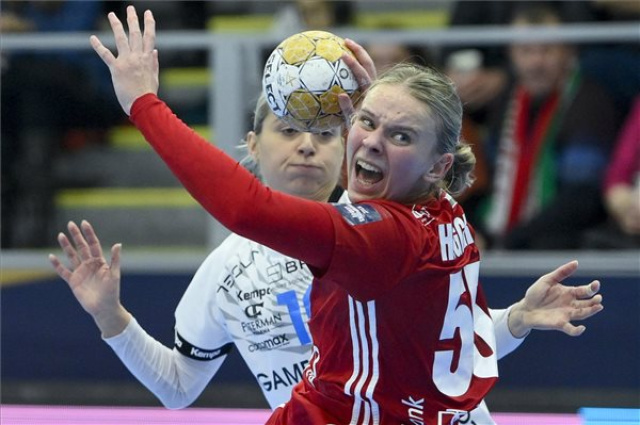 Kézilabda női BL - DVSC Schaeffler - CSM Bucuresti 