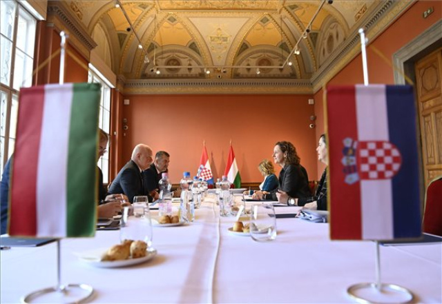 Magyar-horvát Kulturális Együttműködési Programot írt alá a magyar és a horvát kultúráért felelős miniszter