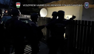 Időseket fosztott ki egy bűnbanda