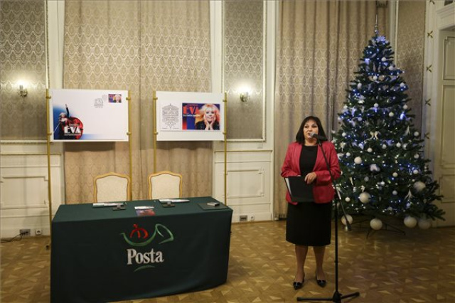 Személyes bélyeg jelent meg Csepregi Éva előadóművész tiszteletére