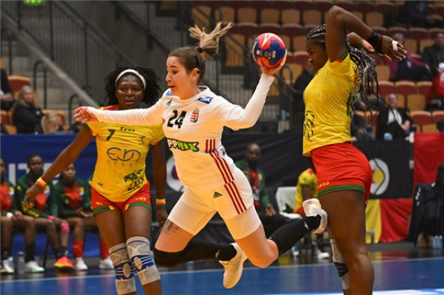 Női kézilabda-vb - Magyarország - Kamerun