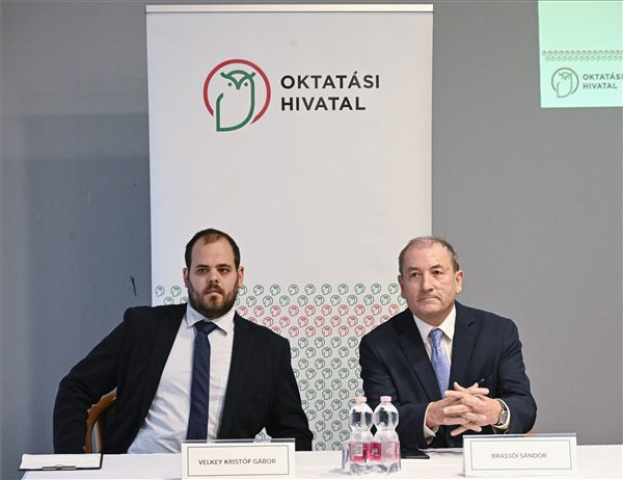A 2022-es PISA-felmérés eredményeit ismertető sajtótájékoztató