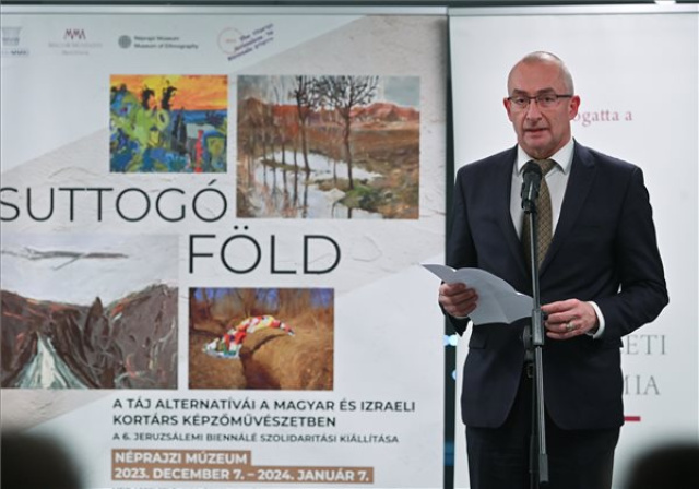 Megnyílt a Suttogó föld - A táj alternatívái a magyar és izraeli kortárs képzőművészetben című kiállítás Budapesten