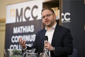 Orbán Balázs új könyvének bemutatója Debrecenben