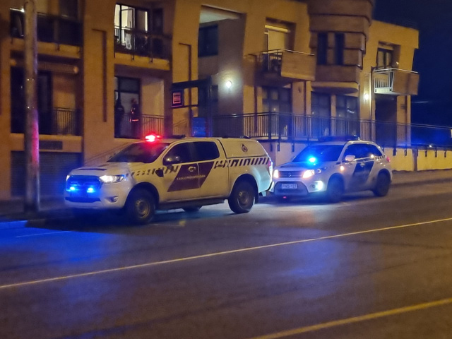 Katasztrófavédelem járműve az Etelka soron