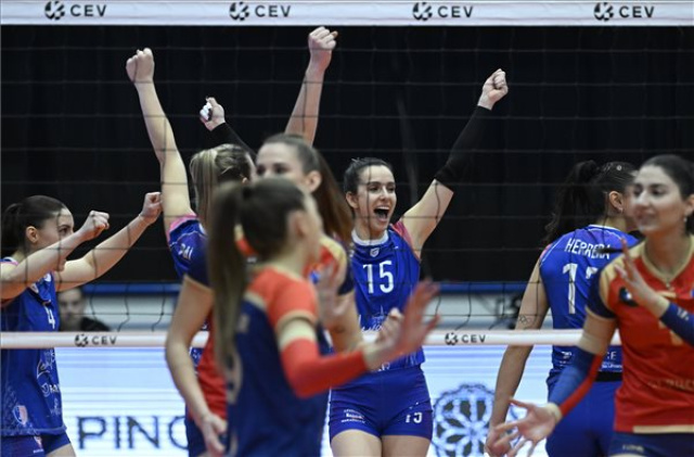 Női röplabda CEV Kupa - Vasas Óbuda-Levallois Paris Saint Cloud 