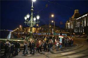 A gyermekek védelméért tüntettek Budapesten