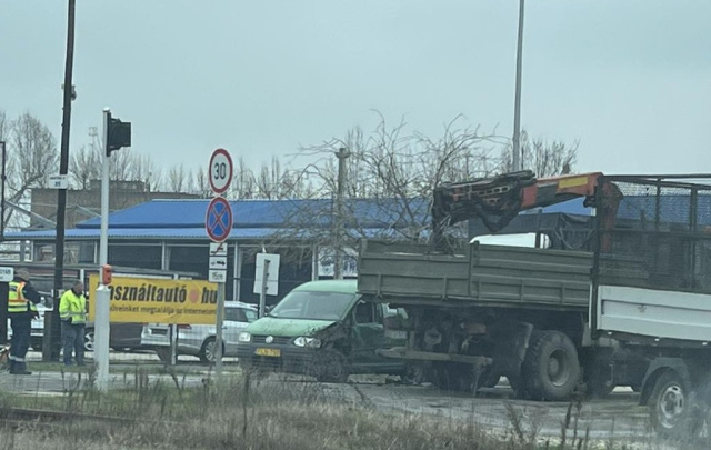 Baleset a Házgyári úton