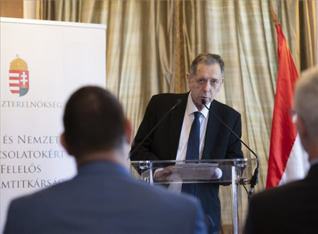 Schőner Alfréd kapta idén a Scheiber Sándor-díjat 