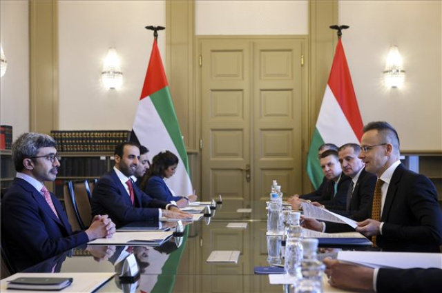 Szijjártó Péter fogadta az Egyesült Arab Emírségek külügyminiszterét 