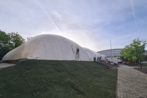 Városi Sportuszoda sátor
