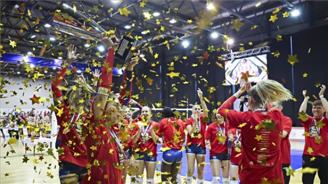 Női röplabda Extraliga - Sorozatban harmadszor, ezúttal veretlenül bajnok a Vasas