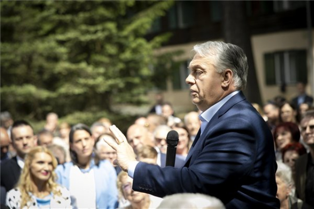 Voks 24 - Orbán Viktor Nyíregyházán folytatta vidéki kampánykörútját