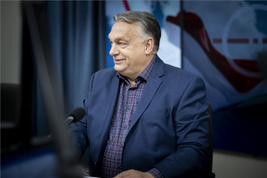 Miniszterelnöki interjú a Kossuth rádióban