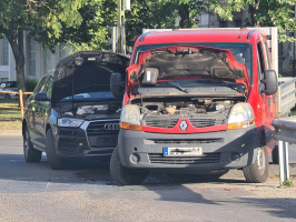 Baleset a Vám térnél
