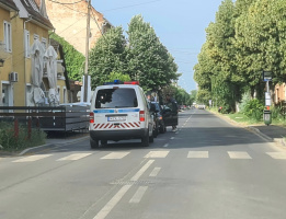 Koccanás a Sárkány utcában