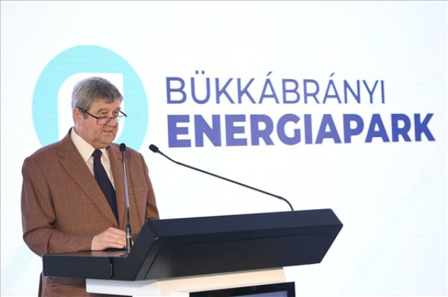 Átadták Magyarország első zöldhidrogén üzemét a Bükkábrányi Energiaparkban