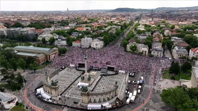 Voks 24 - A Tisza párt demonstrációja Budapesten