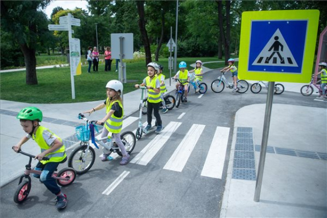 Liget Budapest: ingyenes KRESZ-suli indul a Városligetben