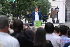 Voks 2024 - A Párbeszéd - Zöldek demonstrációja az NVB épülete előtt