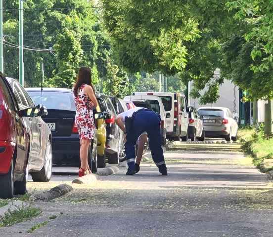 Autós ütött el egy kerékpárost a Szilléri sugárúton