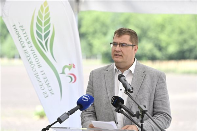 Átadták a Nemzeti Biodiverzitás- és Génmegőrzési Központ új épületét Tápiószelén 
