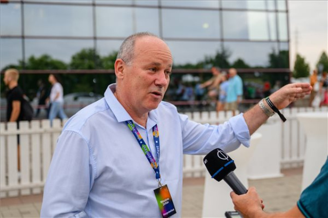 A Pető Intézet Alapítvány által támogatott gyermekek a VeszprémFesten