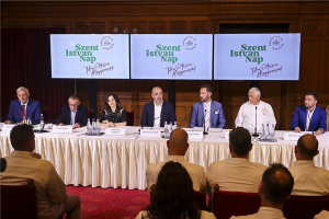 Augusztus 20. - A Mákvirág lett idén Magyarország tortája