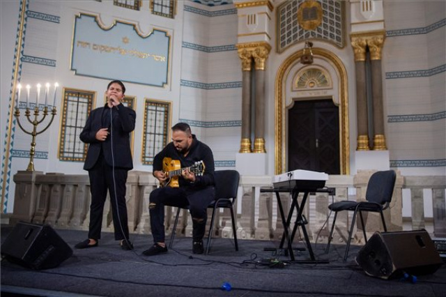 A roma holokauszt áldozatairól emlékeztek meg Budapesten