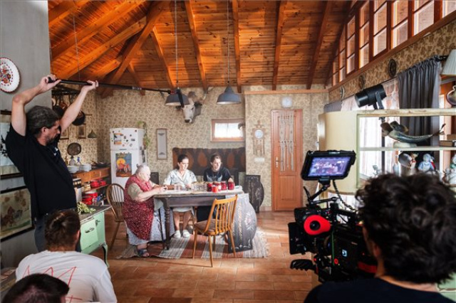 Forog a Ványa bácsi - Buborékkeringő című tévéfilm