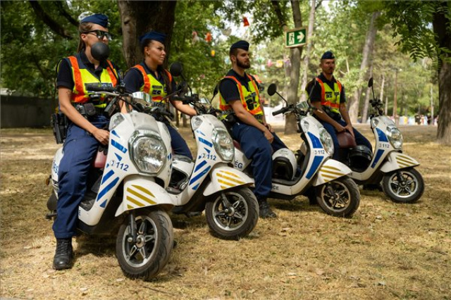 Sziget - Holland rendőrök is segítik a BRFK munkáját a fesztiválon