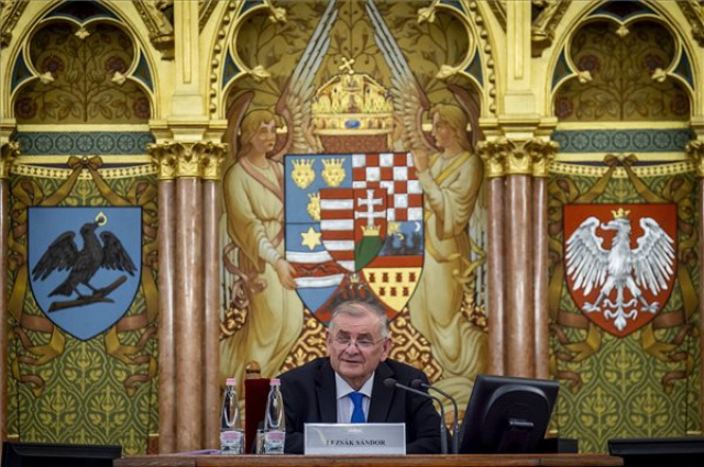 A Parlamentben nyílt meg az idei Kurultáj