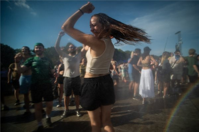 Sziget - Zárás