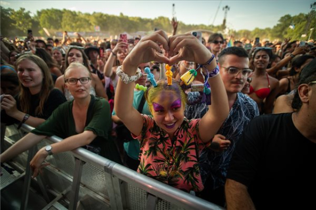 Sziget - Zárás