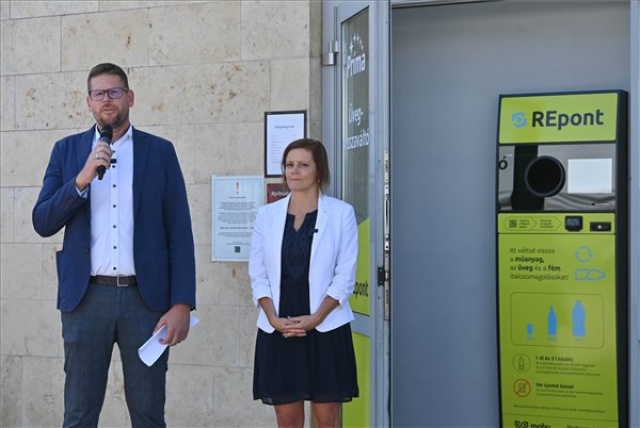 Visszaváltották a százmilliomodik palackot a MOHU-s rendszerben 