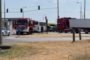 Baleset a 6-os főúton, Pakson
