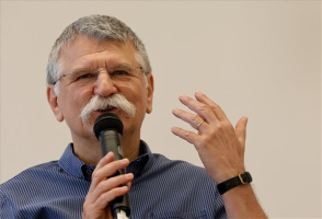 Kövér László előadása az Összmagyar Egyetemista Táborban Sátoraljaújhelyen