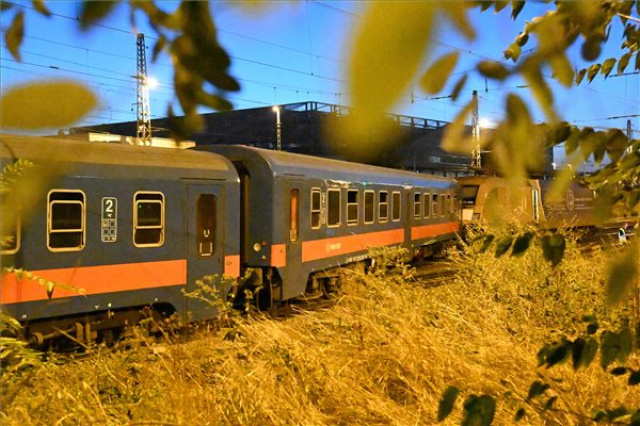Kisiklott egy Intercity vonat a Keleti pályaudvar közelében