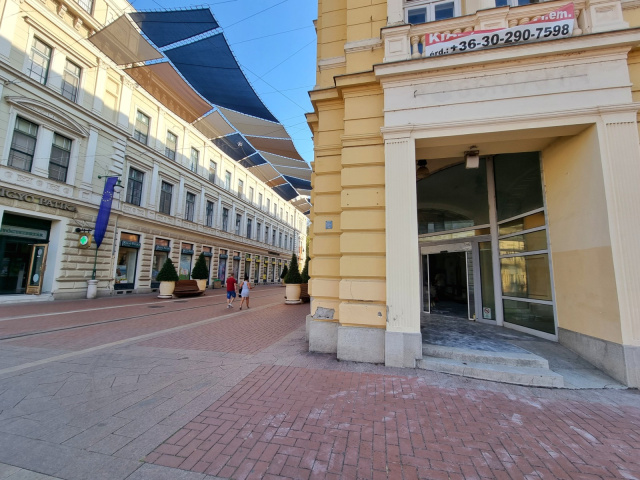 Klauzál téri üzlet átalakítás