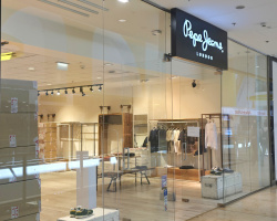 Bezár a Pepe Jeans az Árkádban