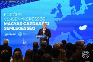 Orbán Viktor beszédet mond