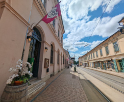 Hági Udvar és Étterem